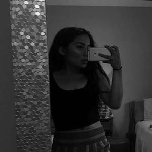 Meet your Posher, Angela